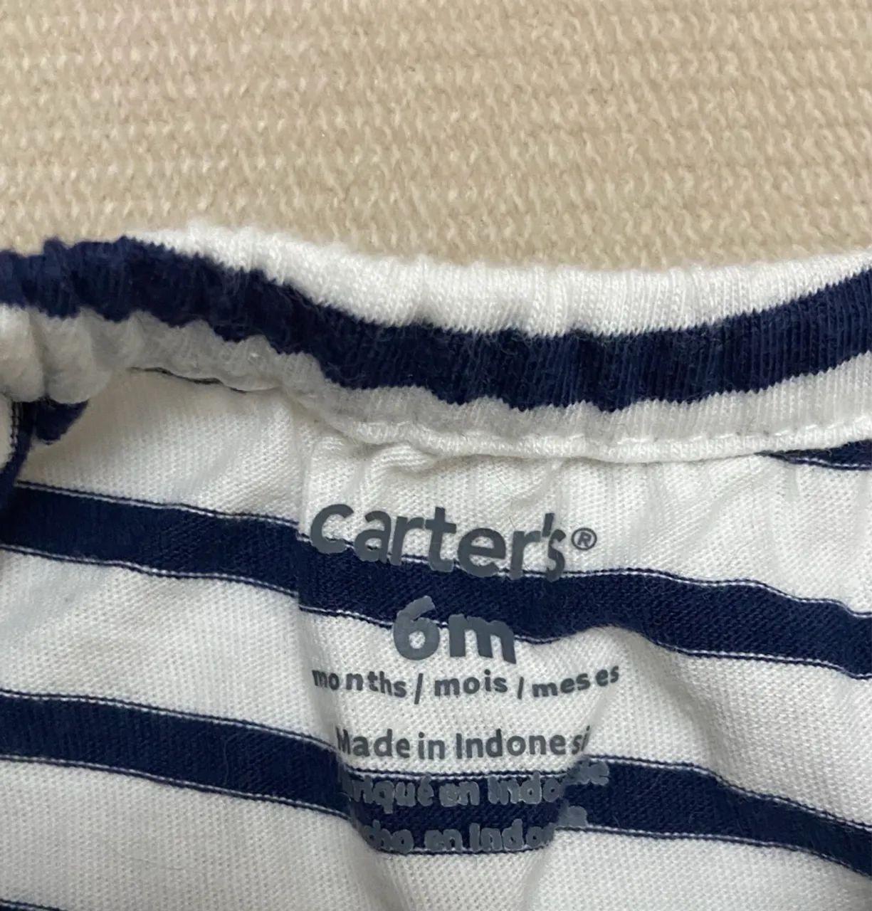 Blusa nova carters 6m menina moranguinho - Foto 2