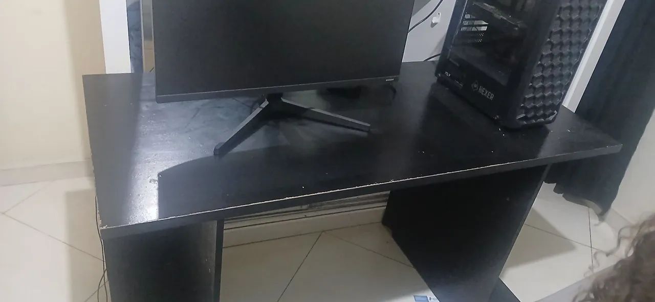 Vendo mesa de computador 