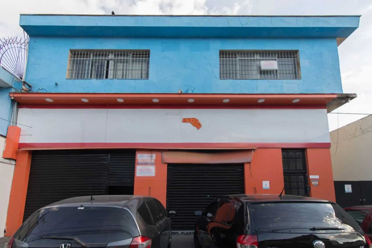 Loja na Avenida Vila Ema, 5098  350 m²