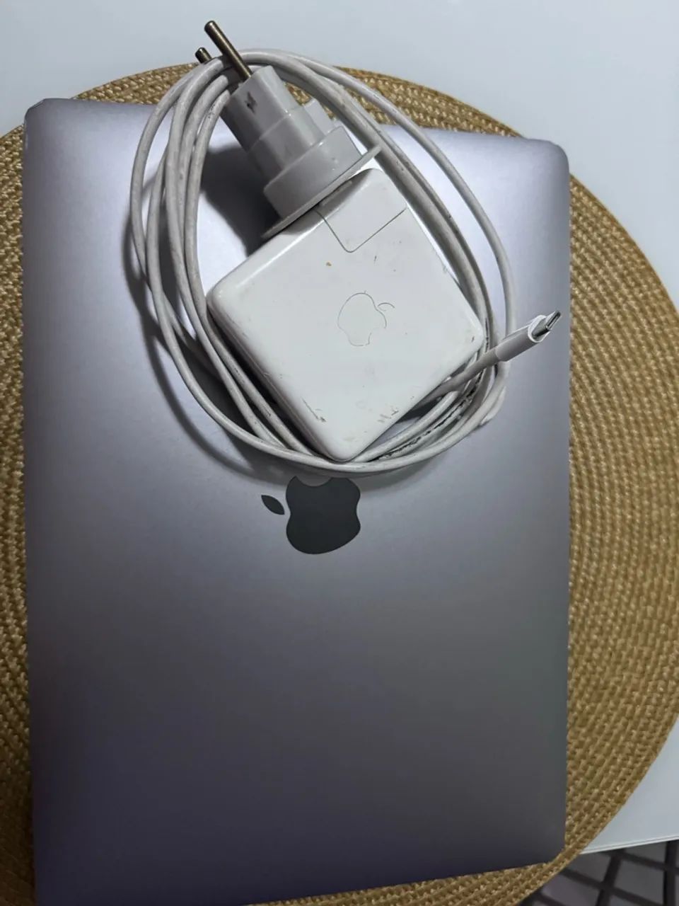 MacBook Pro 2017 150 ciclos  - Foto 3