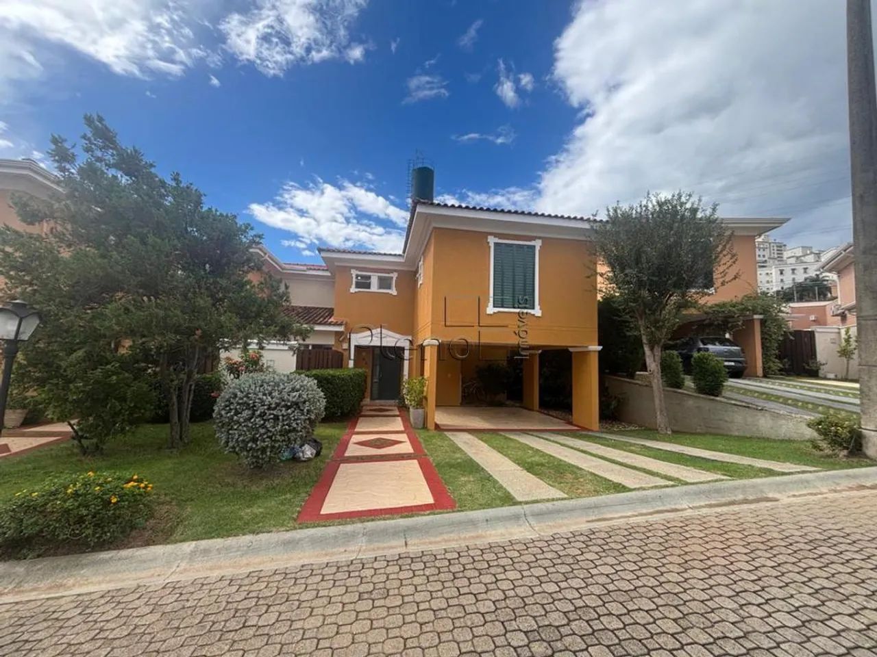 Sobrado à venda em Campinas, Parque Alto Taquaral, com 3 quartos, com 178 m²
