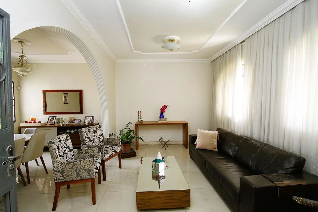 Casa à Venda - Dom Bosco, 4 Quartos, 300 m2
