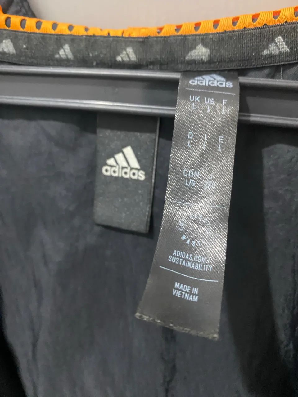 Jaqueta Corta Vento Adidas Future Icon Preta - Foto 5