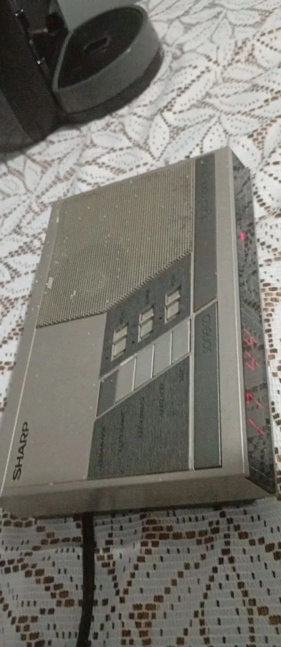 Radio despertador antigo. - Foto 3