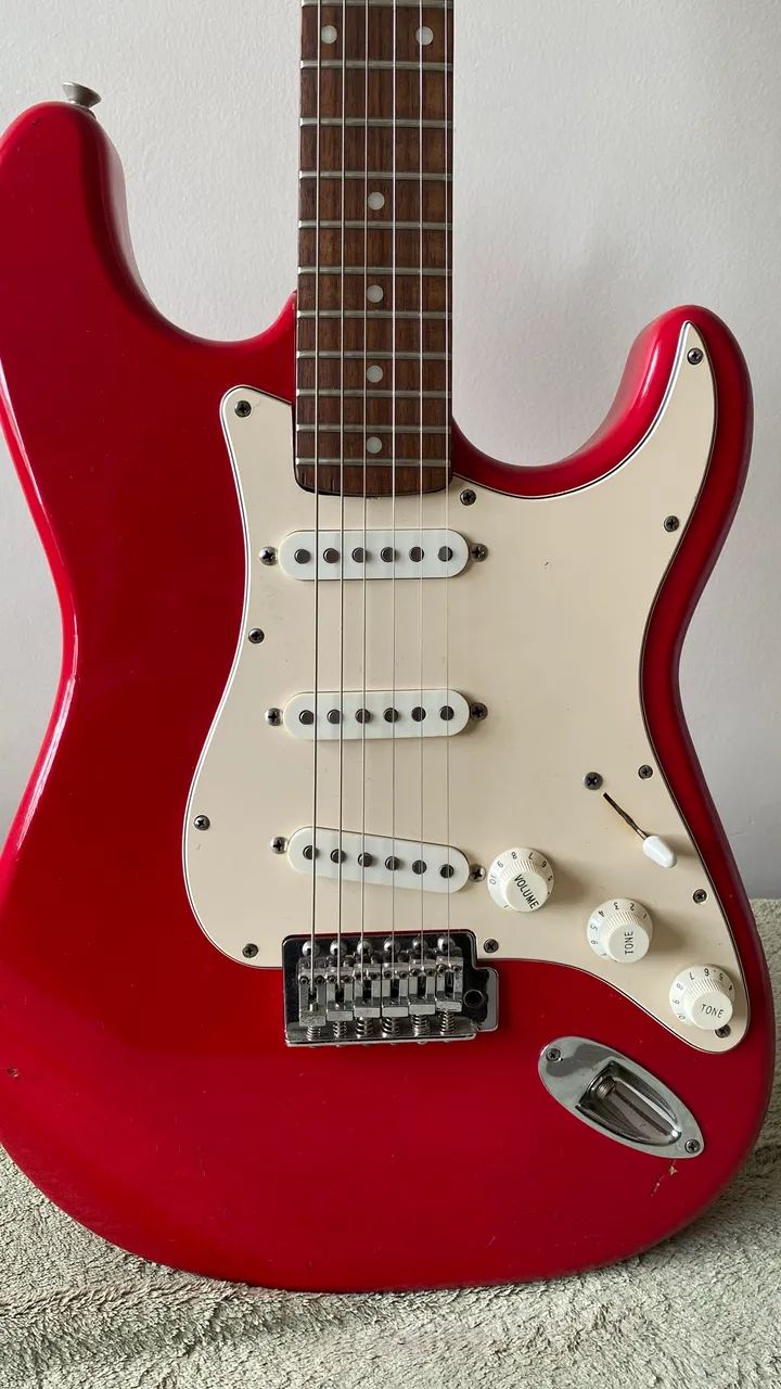 Guitarra Squier Afinity - troco em ouro - Foto 2