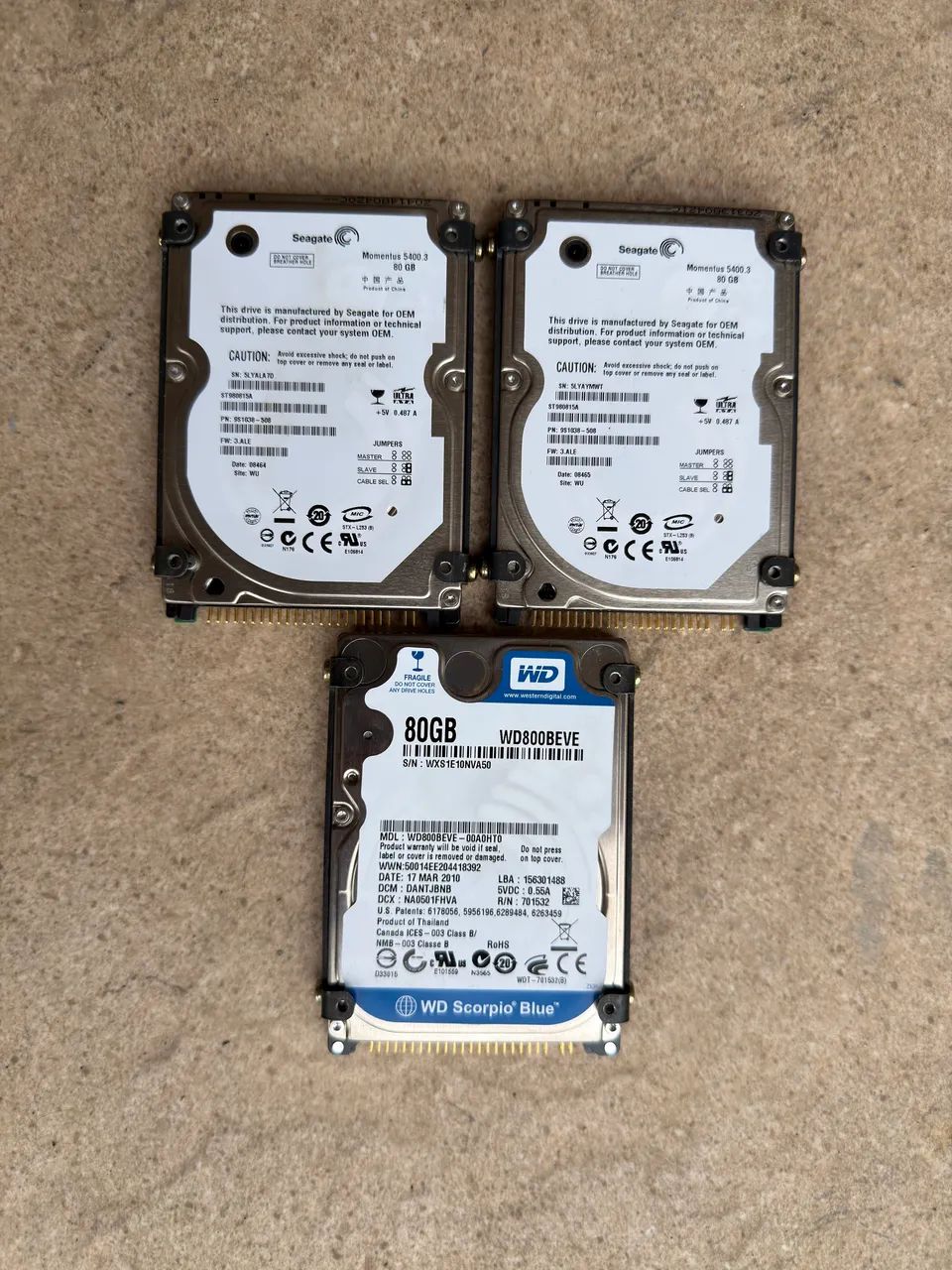 Lote contendo 3 HD IDE para notebook