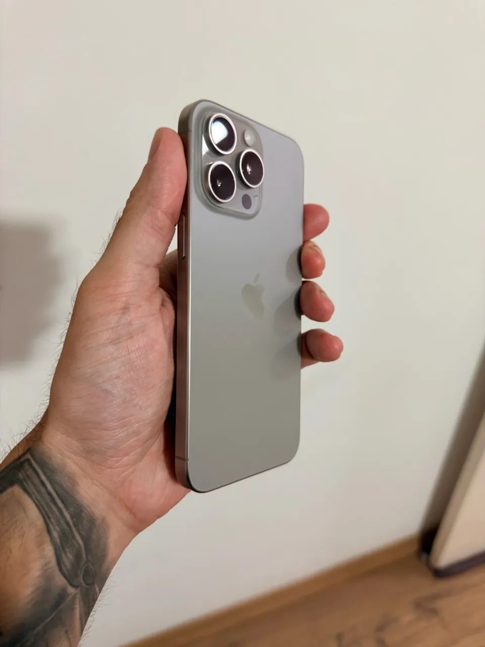 iPhone 15 Pro Max  - Foto 2