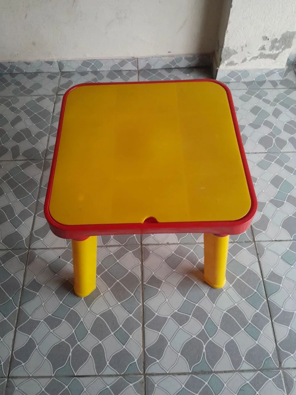 Mesa infantil
