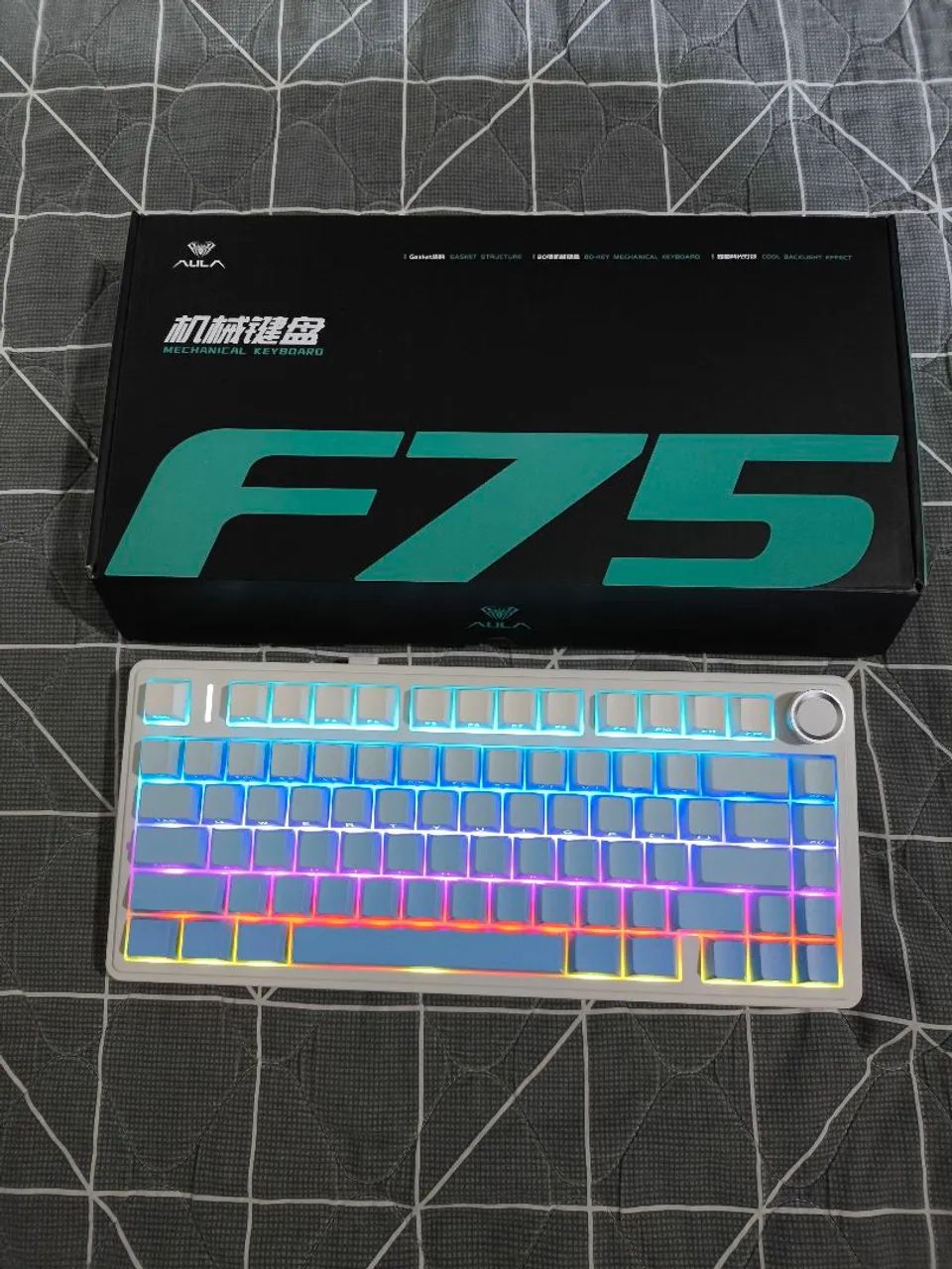 Teclado mecânico AULA F75 - Gradient Blue - Foto 4