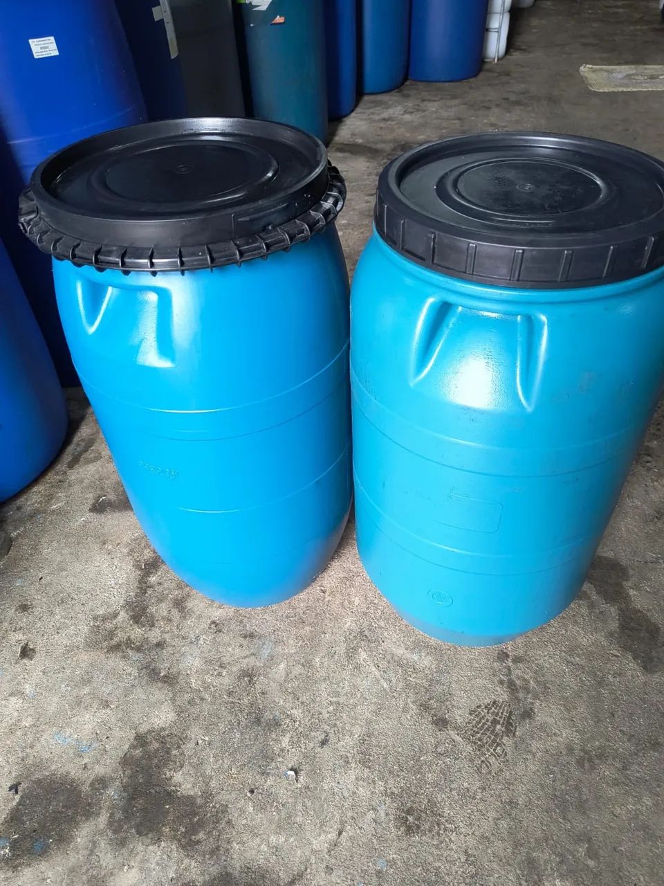 Bombonas de alimentos 80 litros azul