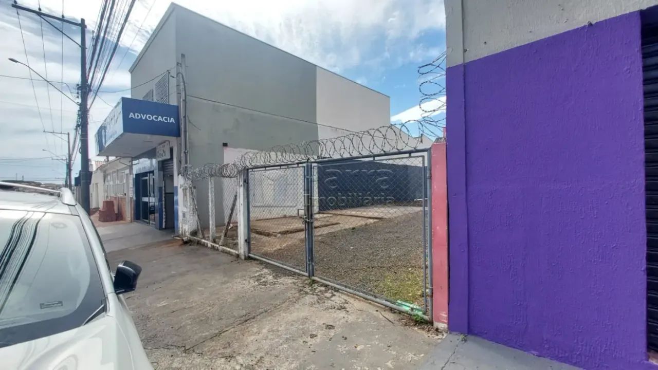 Terreno - Estação