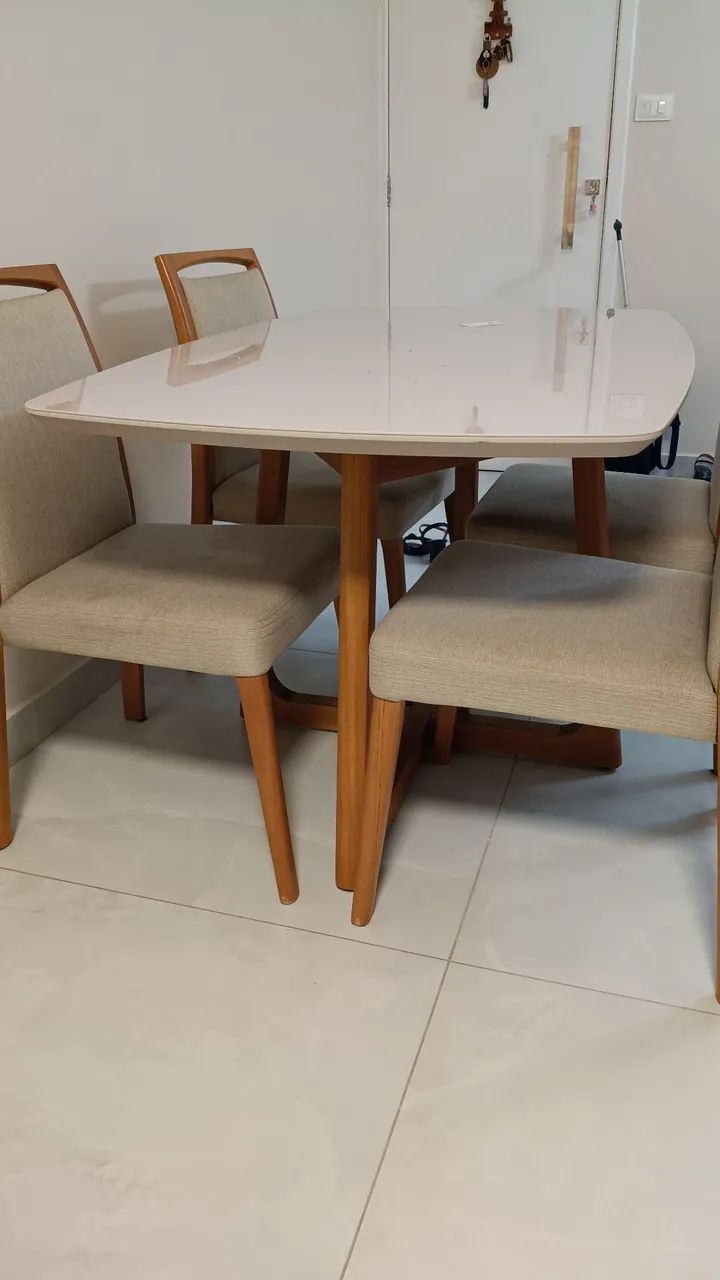 Vendo conjunto de mesa com 4 cadeiras  - Foto 4