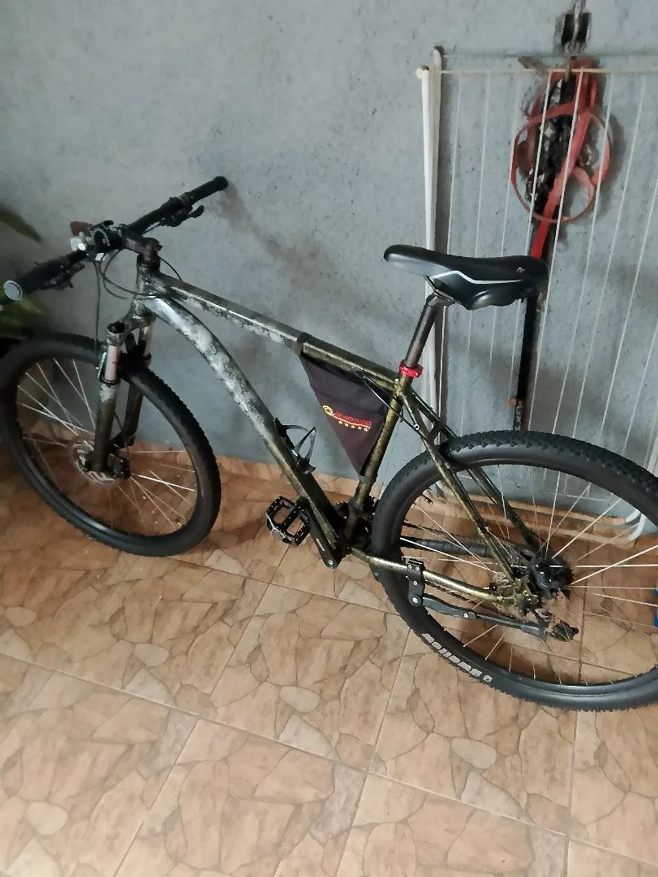 Vendo mountain bike Absolut Nero 