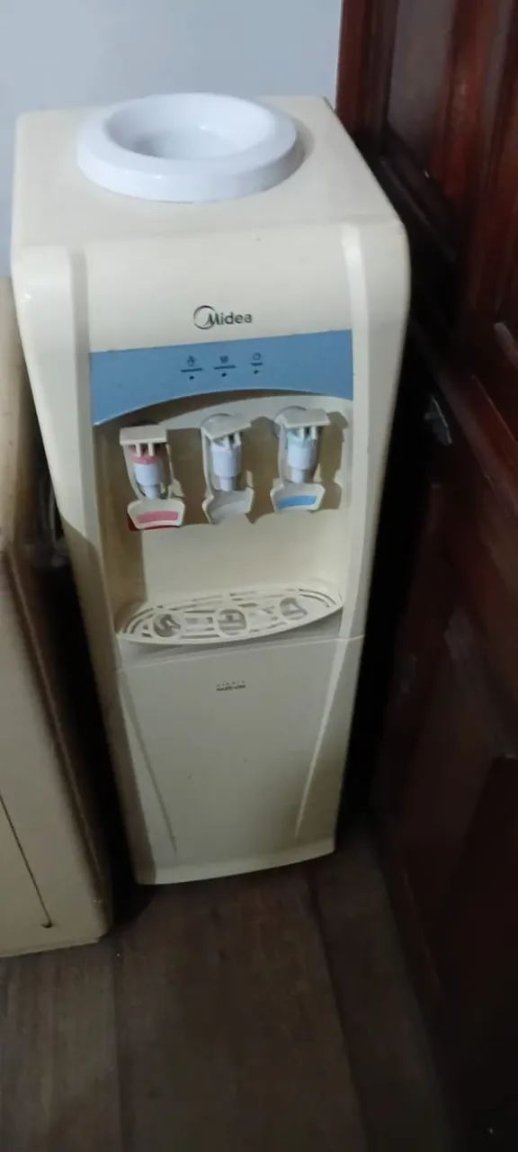 Bebedouro Midea