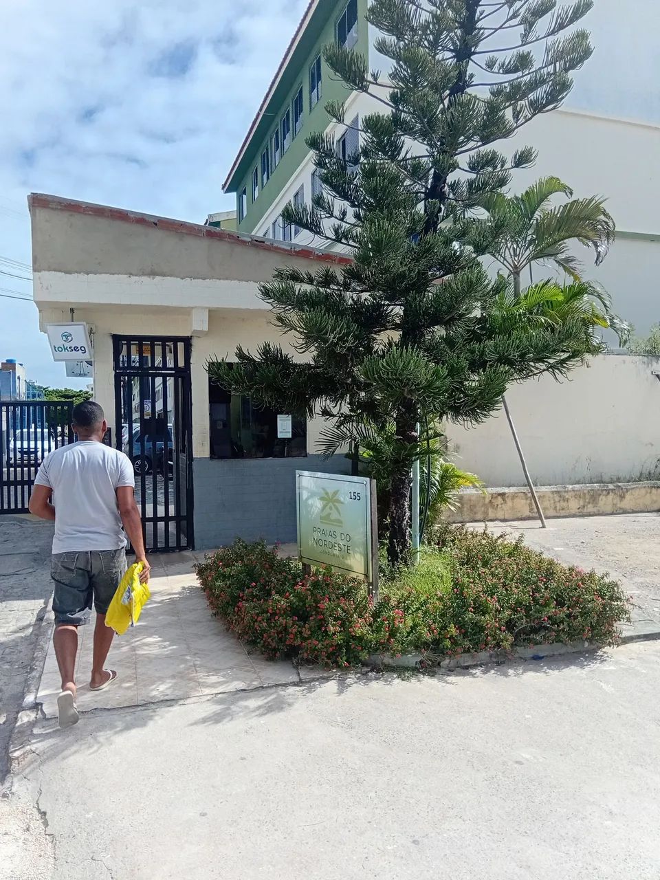 Vendo apartamento Na Farolandia - Foto 2