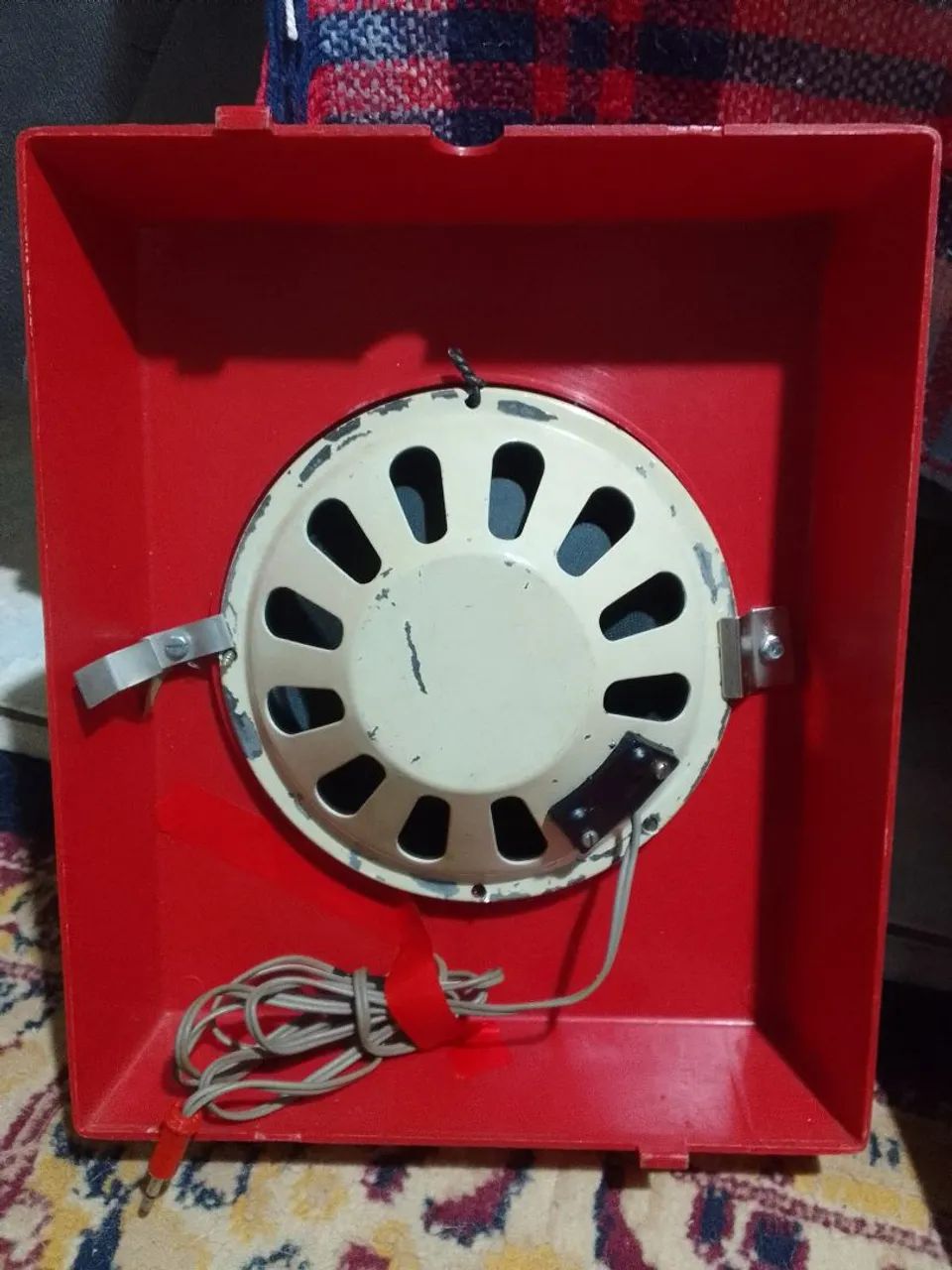 Mini vitrola vintage + 20 lp variados  - Foto 2