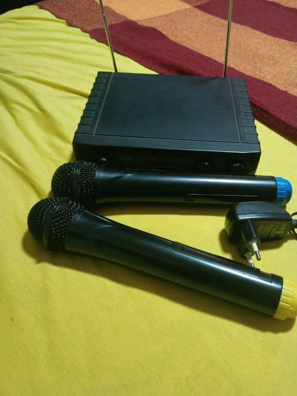 Microfone duplo sem fio profissional SKP