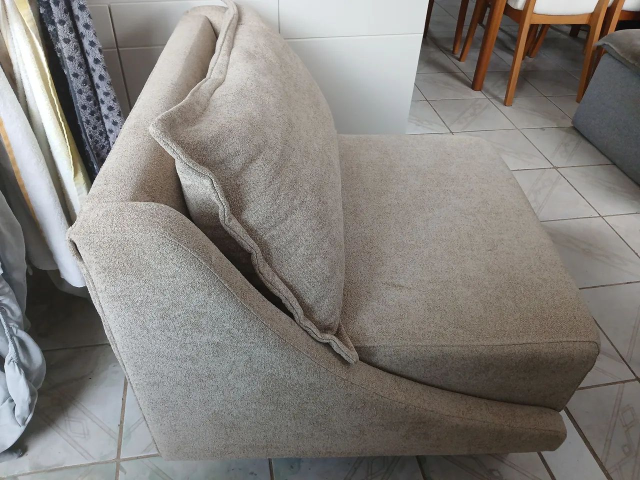 Linda poltrona tecido bucle  - Foto 4