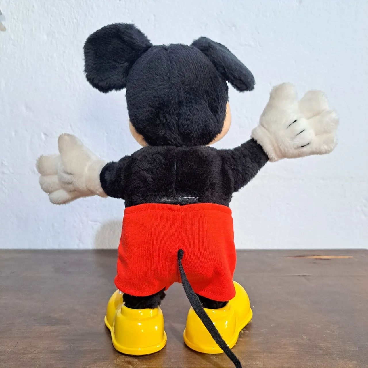Pelúcia Mickey Dancing Party Década de 80 Raro - Foto 2