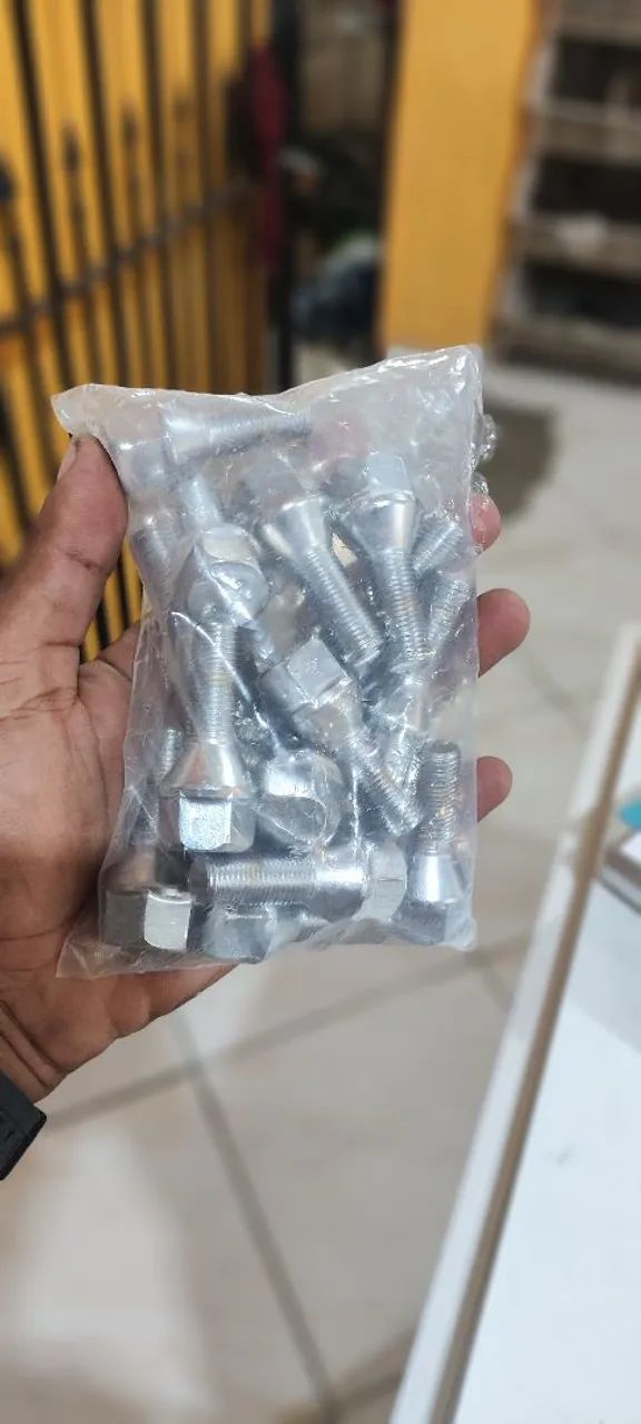 KIT PARAFUSO FIAT RODA  R$80,00 - Foto 4