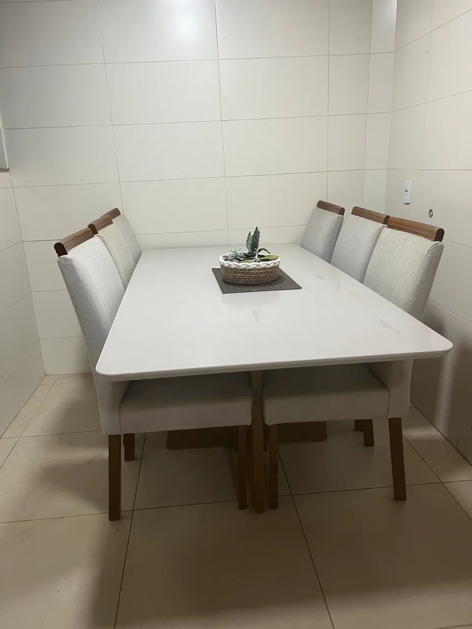 Mesa de Jantar com 6 cadeiras  - Foto 2