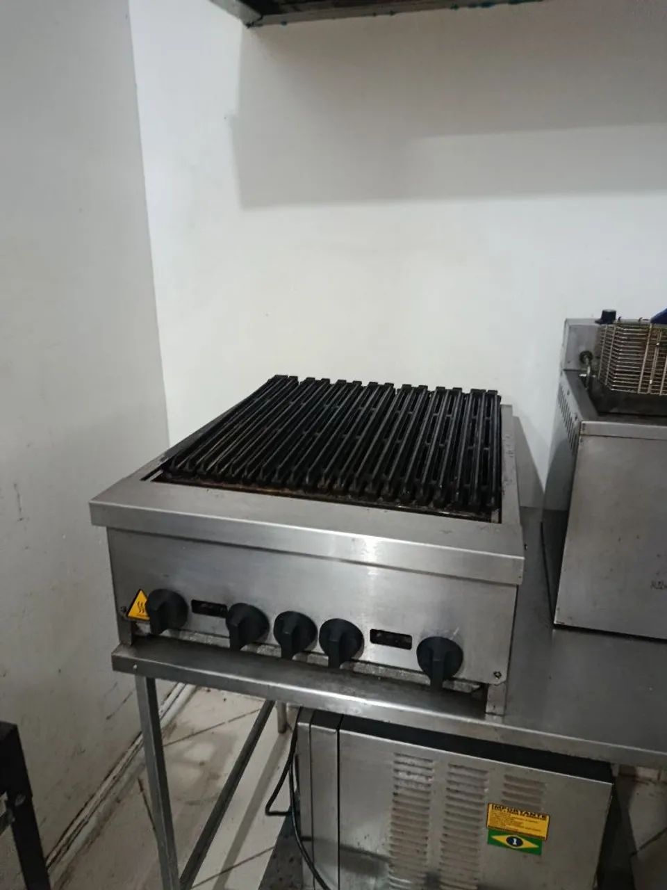 Churrasqueira char broiler Venâncio 60cm