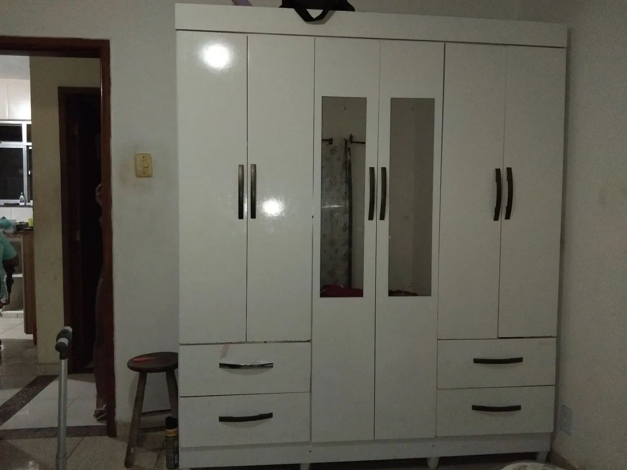 VENDO GUARDA ROUPA