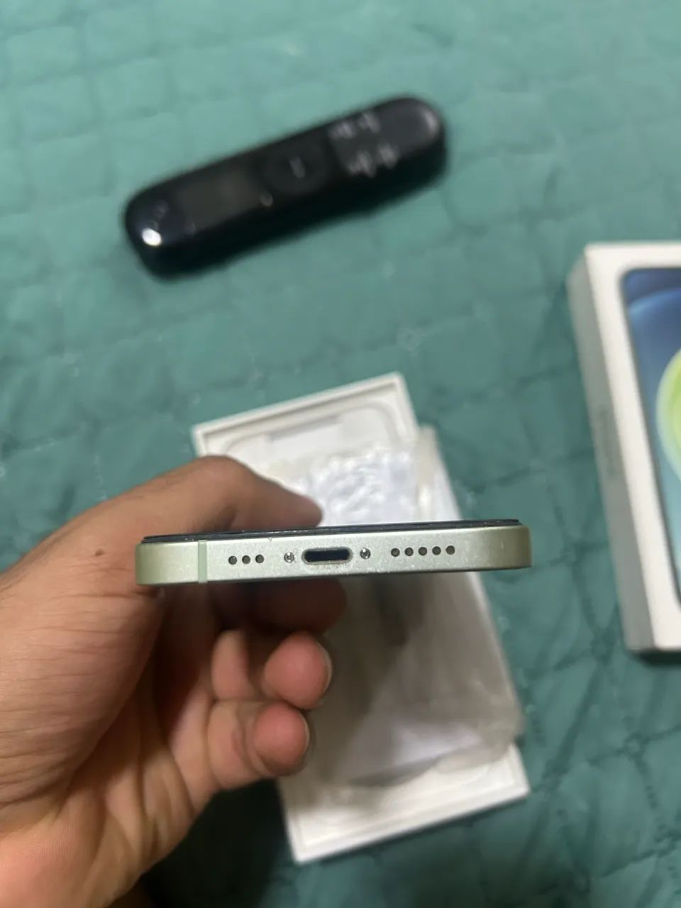 iPhone 12 para retirada de peças (placa oxidada) - Foto 3