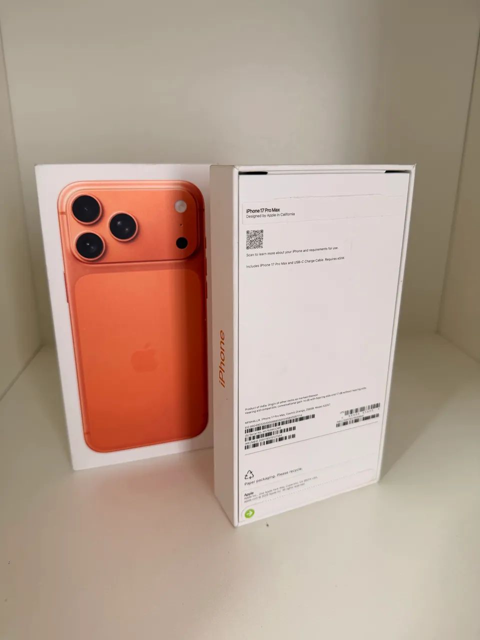 iPhone 17 Pro Max NOVO LACRADO Laranja - Foto 3