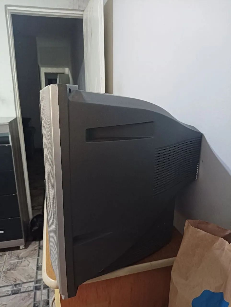 Vendo TV de tubo 20 polegadas - Foto 3