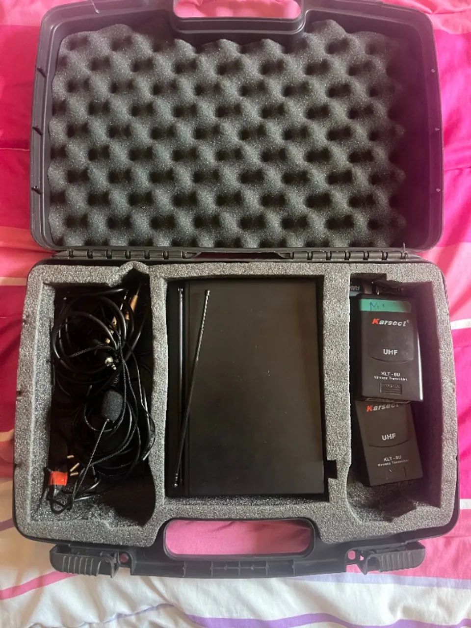 Sistema Wireless Karsect KRU-302 / KLT-8U com base e microfone headset - Foto 5