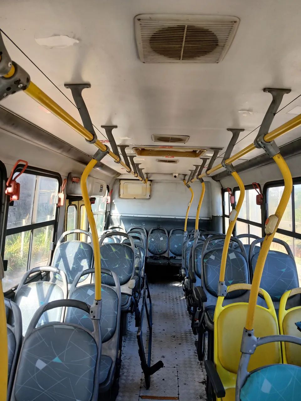 Ônibus vw 17230 motor mwm 6 cilindros  - Foto 9
