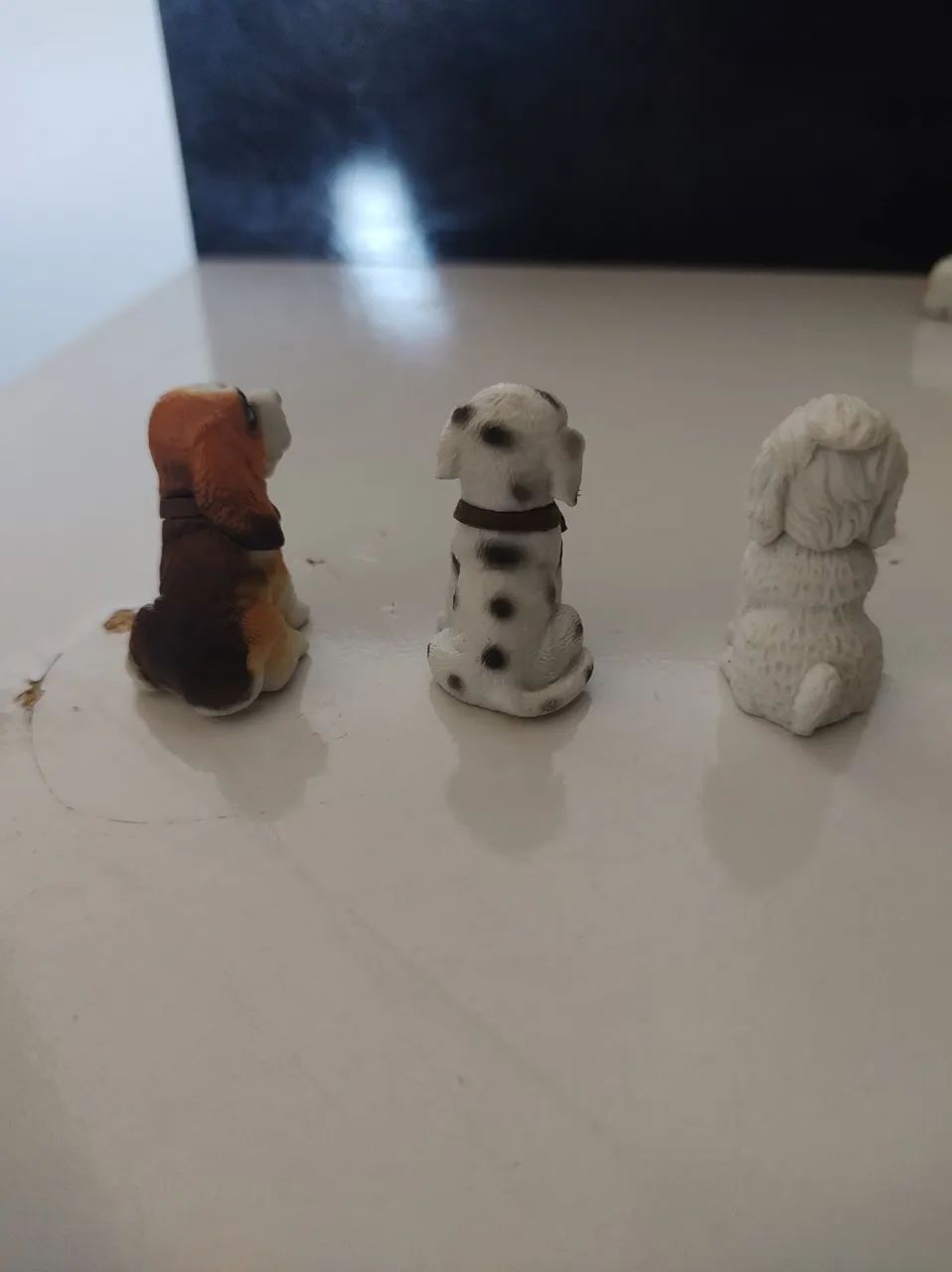 Miniaturas Cães e filhote surpresa DTC colecionáveis - Foto 2