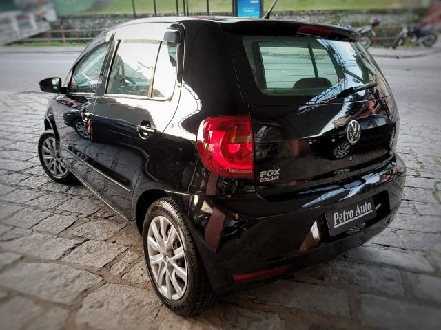 VW / Fox Trend 1.0 8v Total Flex / 4 portas / Completo - Pouco rodado Petrópolis/RJ - Foto 2