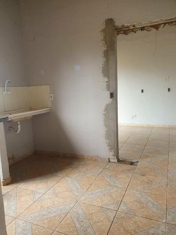 Lote Com Barracão inacabado( Antônio Carlos Pires. Goiânia. Goiás) - Foto 7