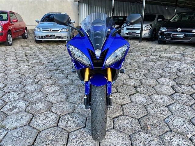 YAMAHA R6 600CC PARCELADA