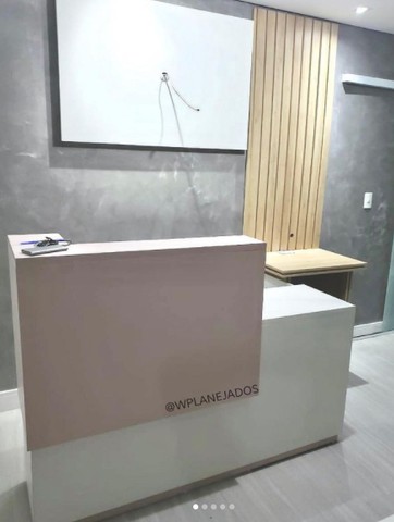 Recepção Balcão Com detalhe de outra cor
