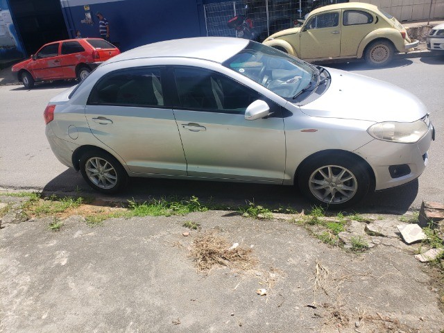 CELER SEDAN 2013 19.999,00