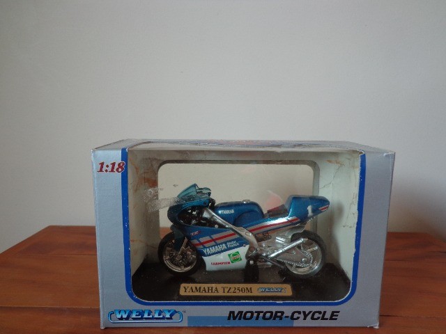 Yamaha TZ250M  - Foto 4