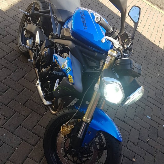 STREET TRIPLE 675 ABS