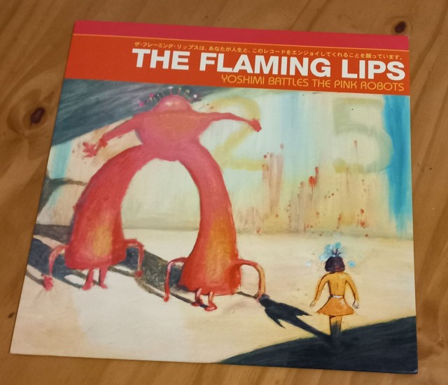 the flaming lips yoshimi battles the pink robots