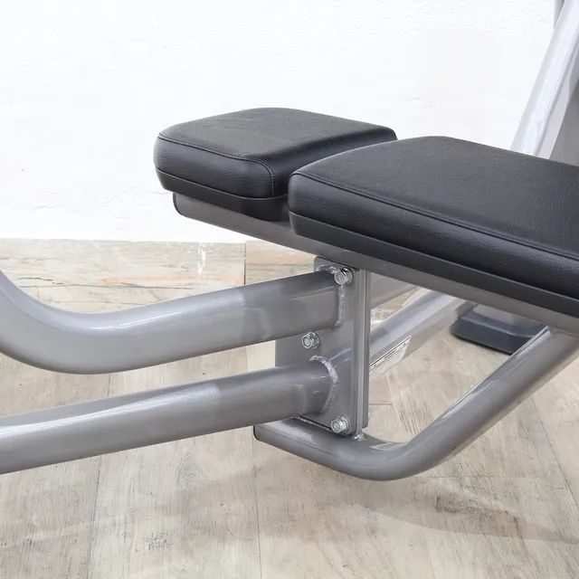 Aparelho de musculação supino inclinado - SPLIP - Life Fitness