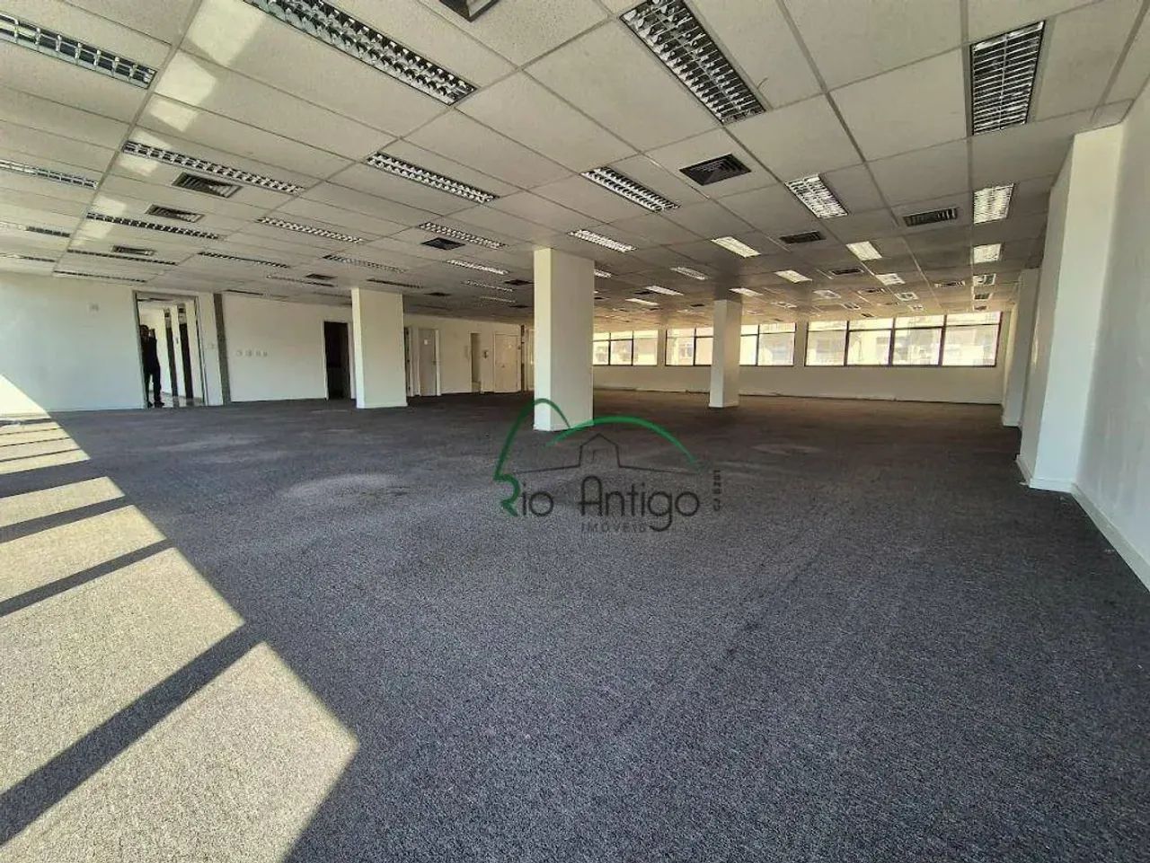 Sala Comercial - Rua Dezenove de Fevereiro - Aluguel - Botafogo