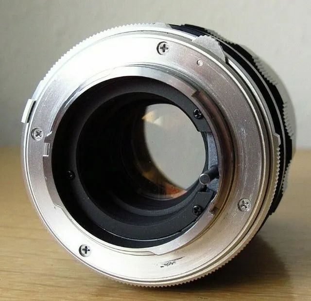 Minolta MC Tele Rokkor-PF 135mm f/2.8 Lente Vintage Excelente