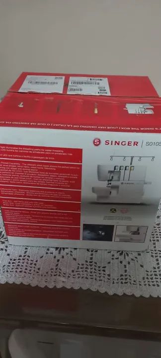 Máquina de costura Overlock Singer S0105 - Foto 6