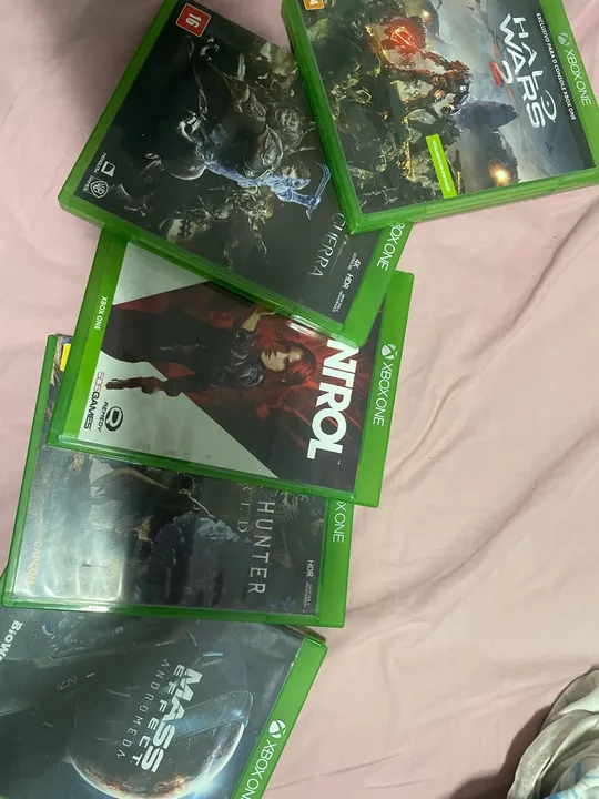 Kit 5 jogos de Xbox one quase não usados.todos juntos sao 110