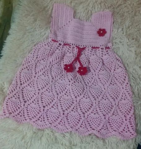 VESTIDO DE BEBÊ DE CROCHÊ  - Foto 5