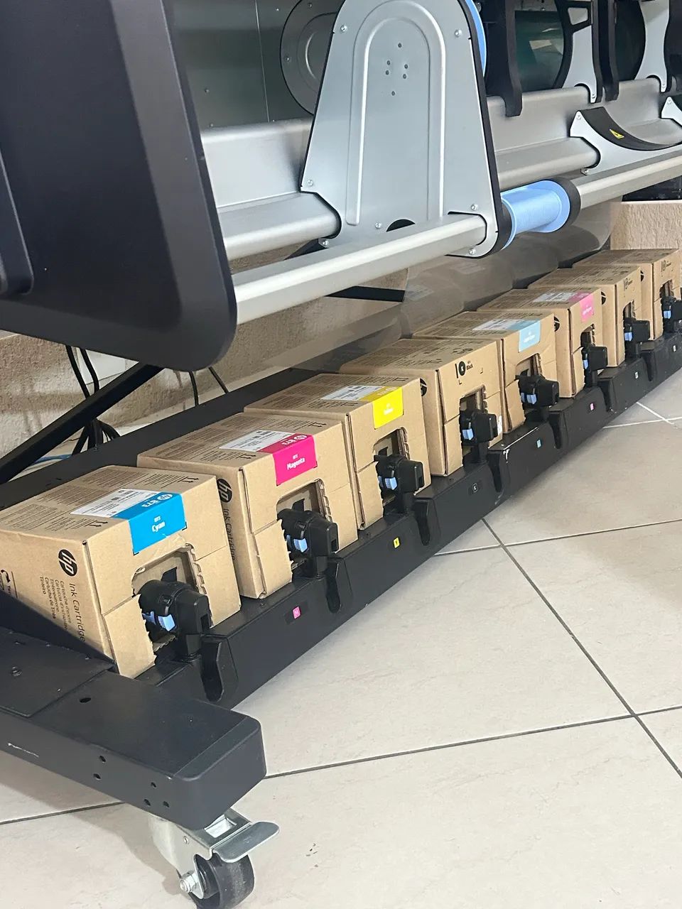 Impressora Plotter HP Látex 800w  - Foto 4