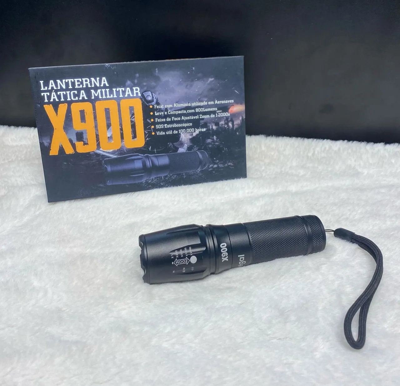 Lanterna Tática Militar X900 - 800 Lumens