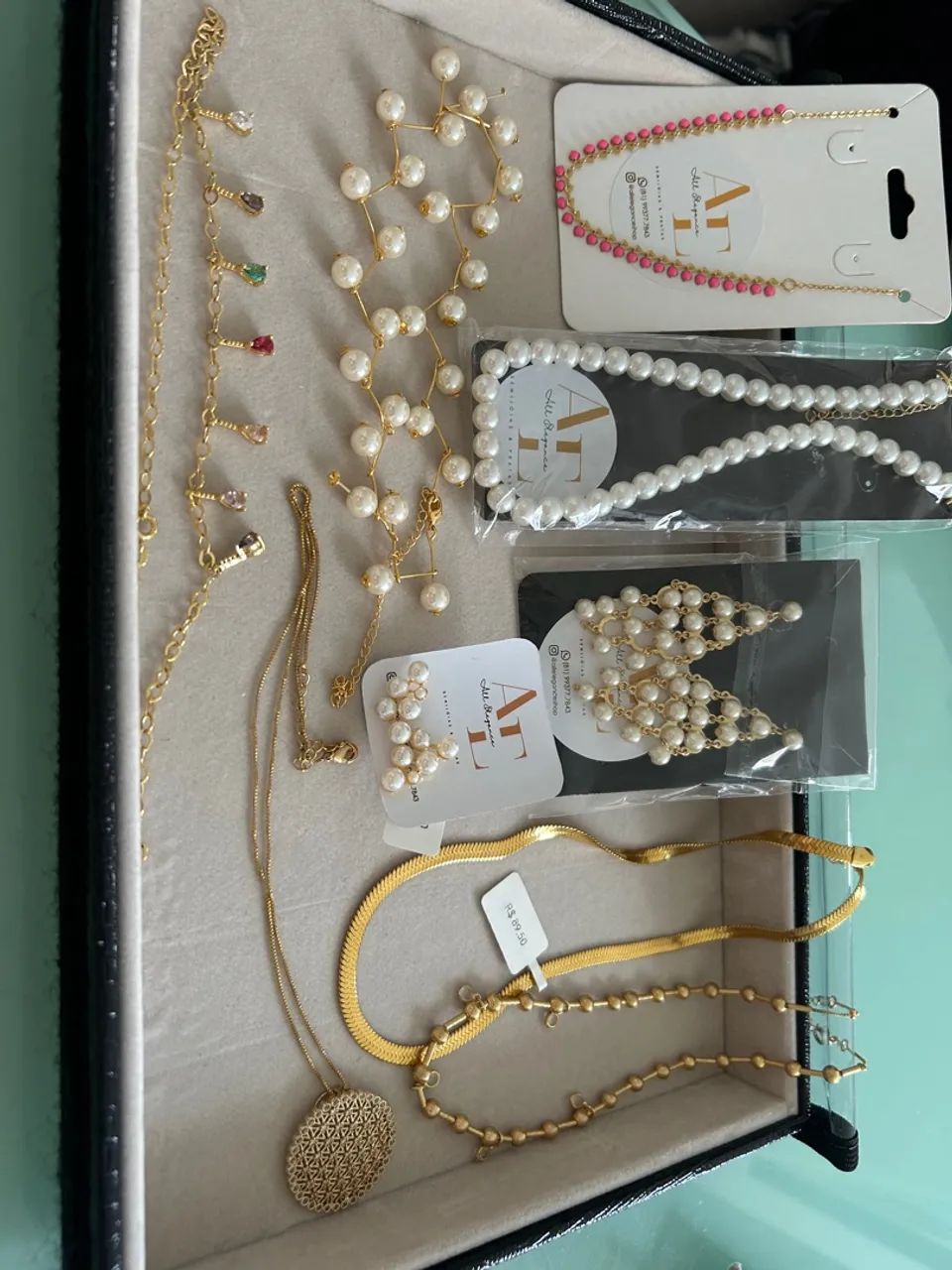 Kit de bijuterias e semijoias